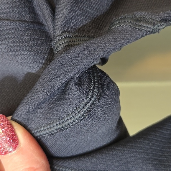 Lululemon Flow And GO CROP SIZE 8. GOOD CONDITION! WOMENS - Picture 5 of 7